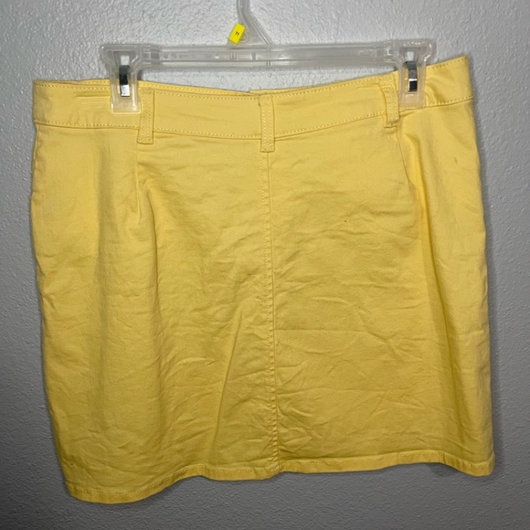 yellow high waisted skirt! - Picture 2 of 2